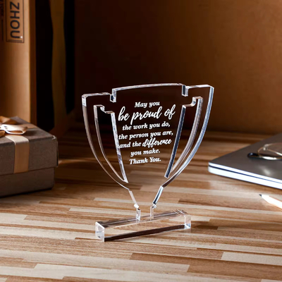 Highly Durable PMMA Award Cast Plexiglass Plaques 11x13.5cm Custom Engraving