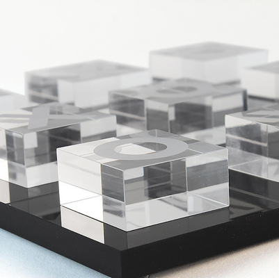Custom Acrylic Game Set XO Lucite Chess Board 30x30cm For Entertainment