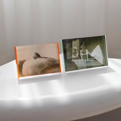 Custom 6'' X 8'' Acrylic Block Photo Frame With Removable Peg For Home Hotel Decor